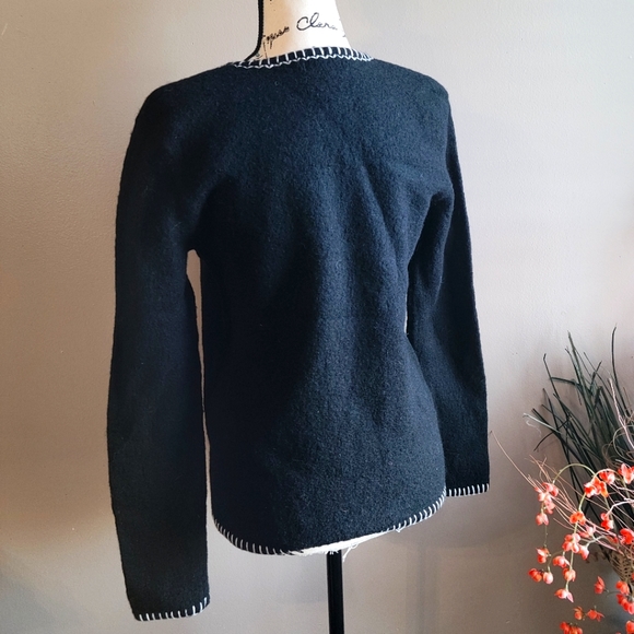 Last Chance! Skyr VTG Embroidered Top Stitch Wool Sweater - Picture 4 of 7